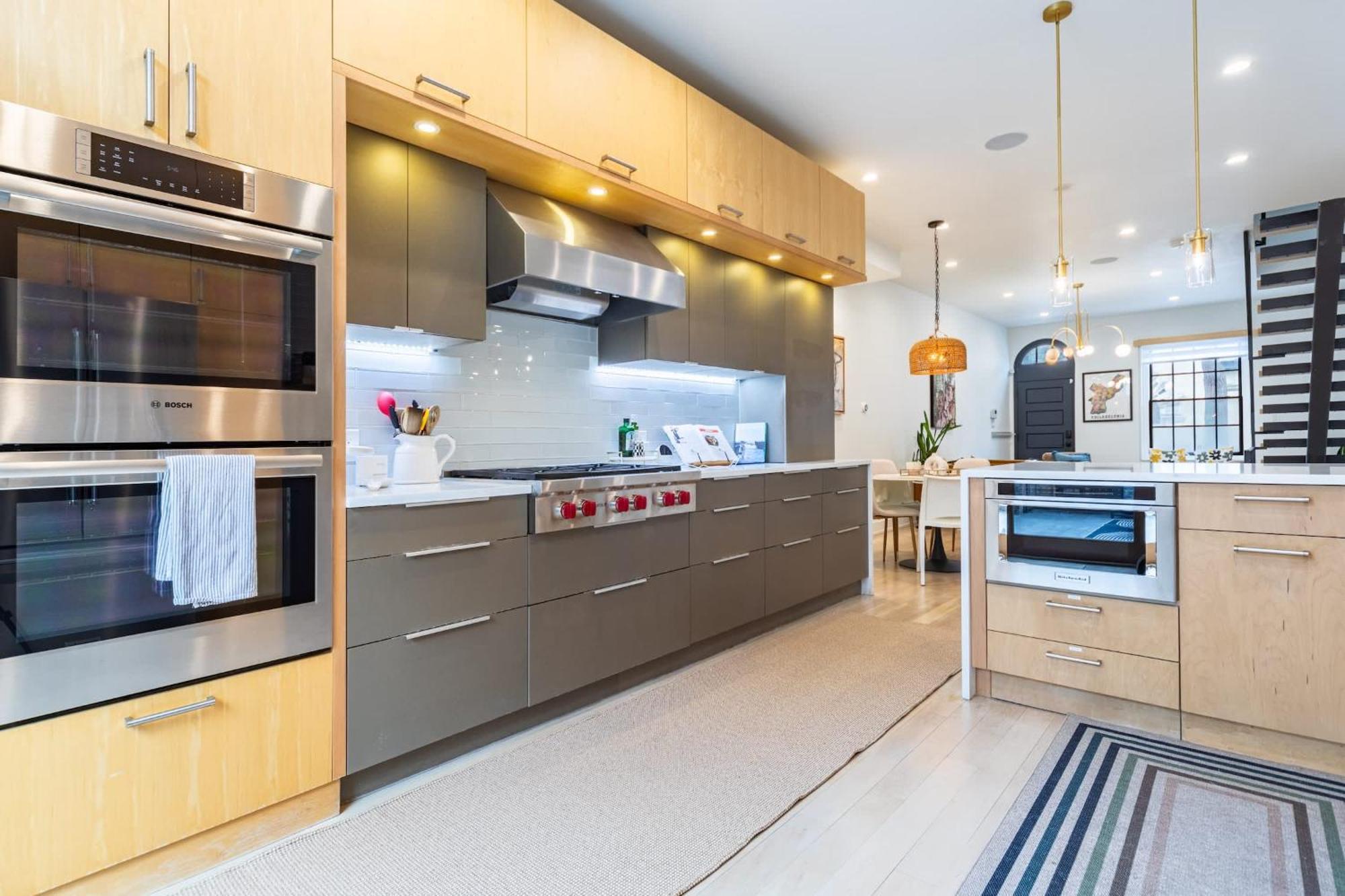 Cozy 4br Townhouse Walk To Fitler Sq & Riverwalk Philadelphia