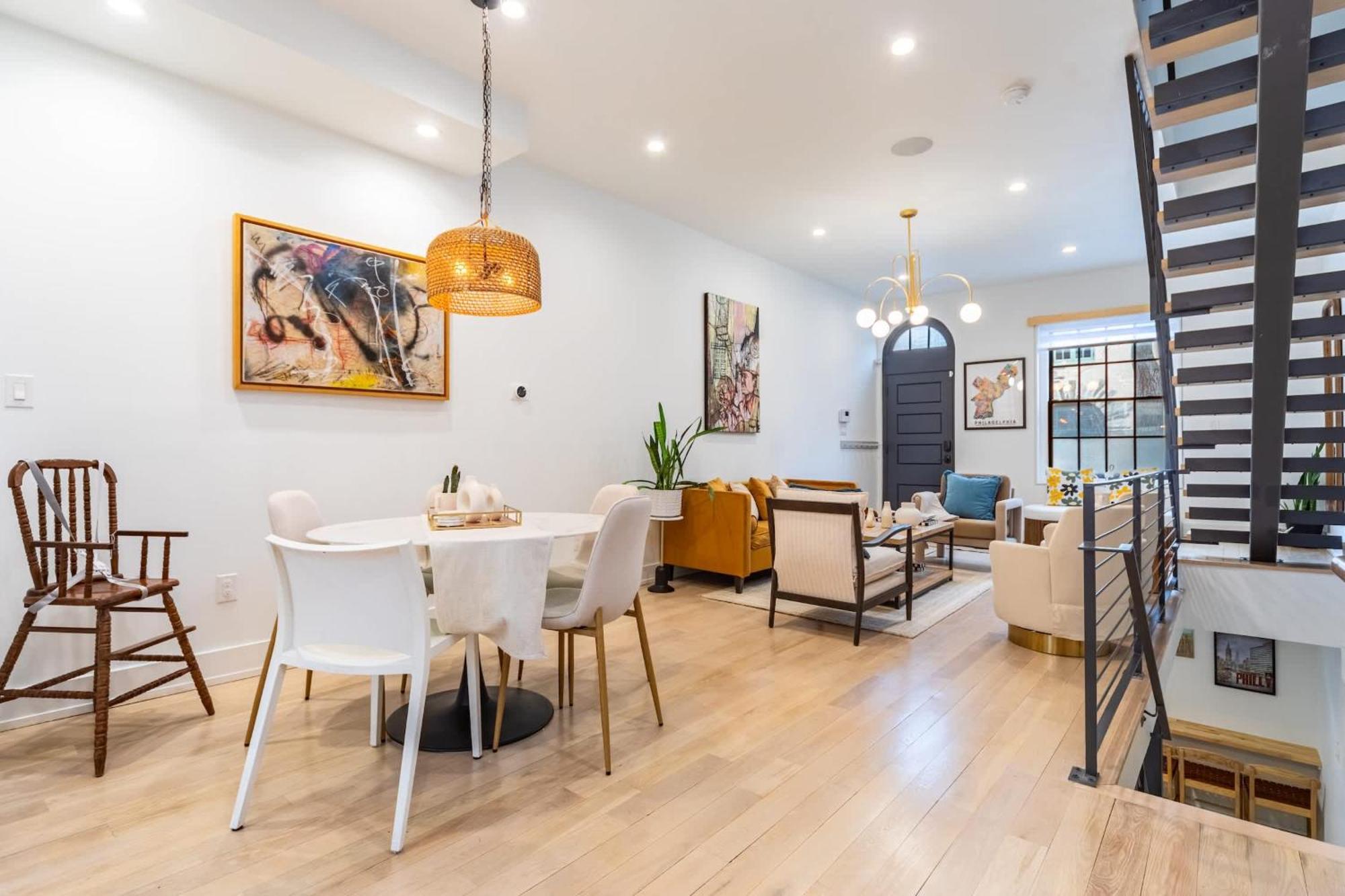 Cozy 4br Townhouse Walk To Fitler Sq & Riverwalk Philadelphia