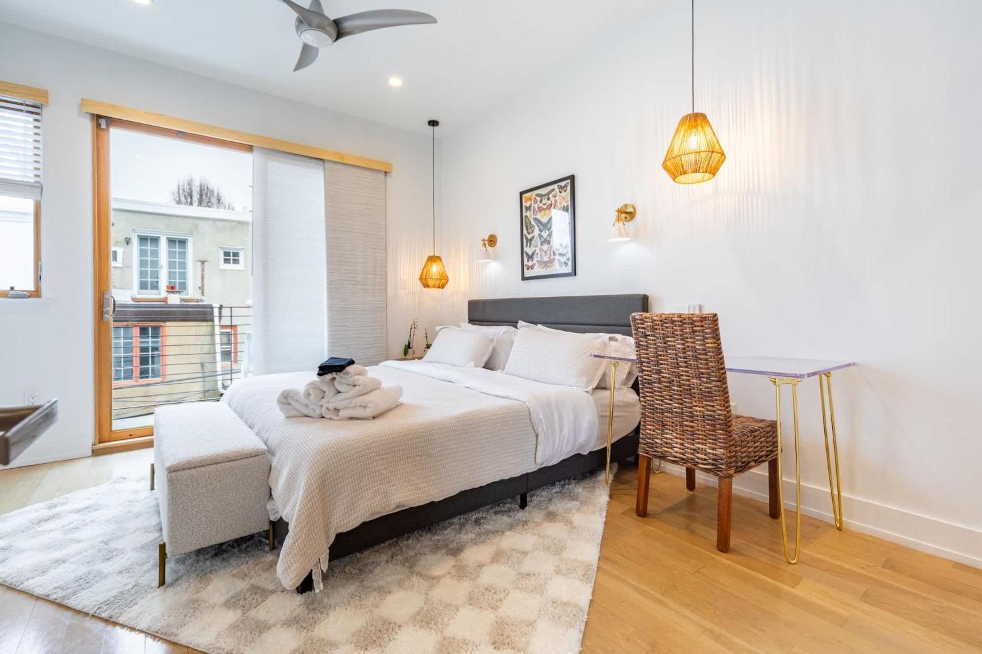 Cozy 4br Townhouse Walk To Fitler Sq & Riverwalk Philadelphia